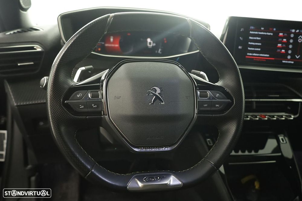 Peugeot 2008 1.2 PureTech GT EAT8 - 13