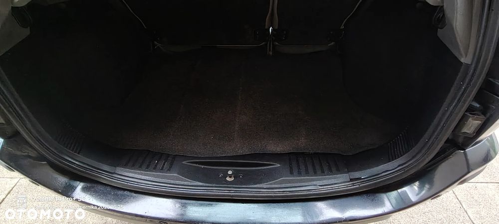Ford Fusion 1.6 Elegance - 13