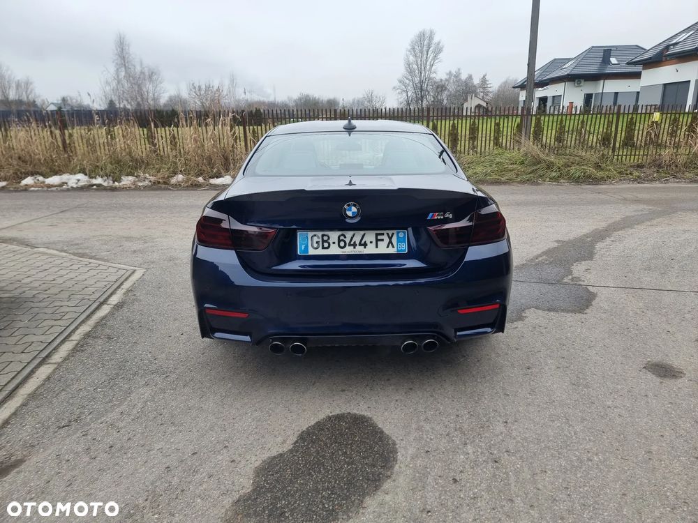 BMW M4 - 5