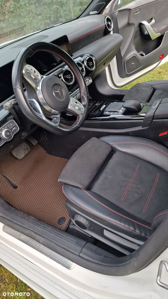 Mercedes-Benz CLA 250 E 8G-DCT - 14