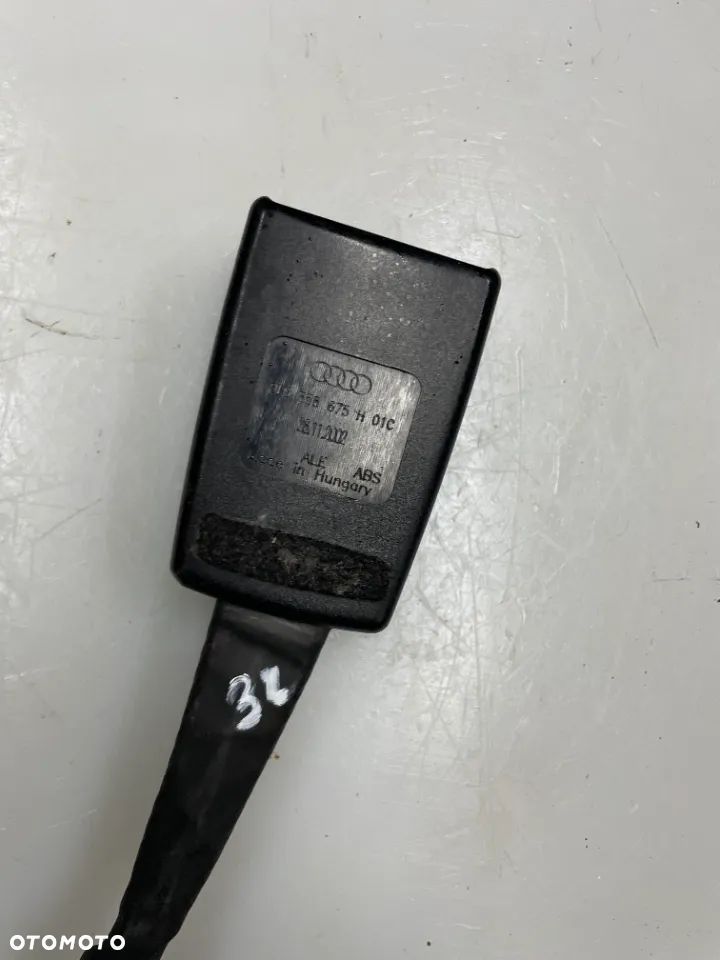 ZAPINKA PASA LEWY PRZÓD AUDI A3 8L 8L0858675H - 2