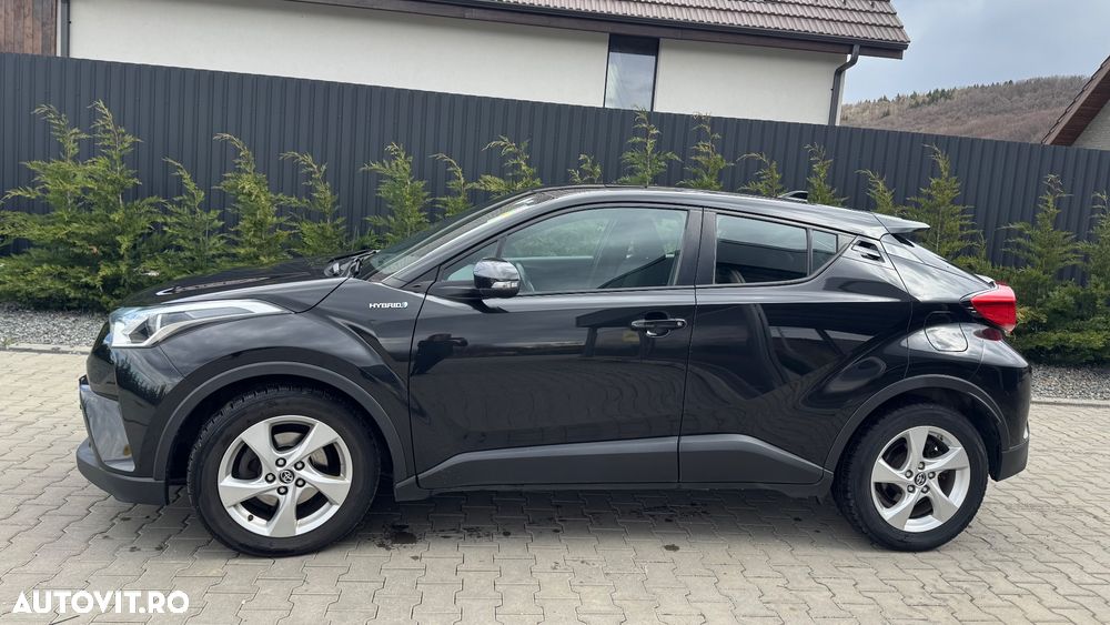 Toyota C-HR - 6