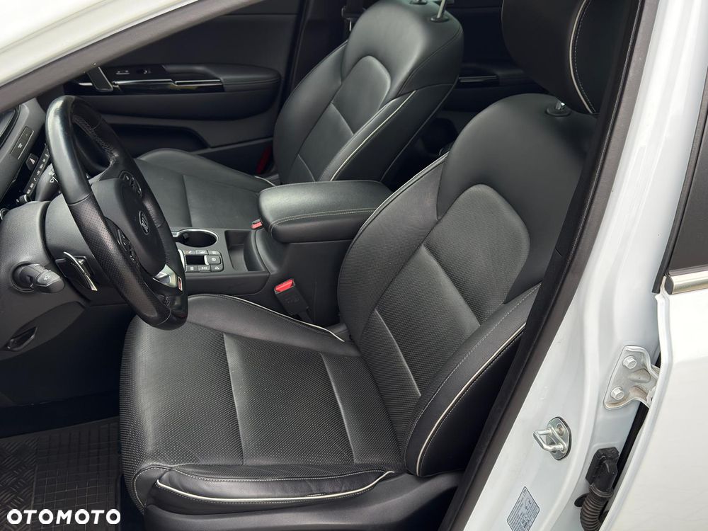 Kia Sportage 2,0 CRDI AWD GT Line - 17