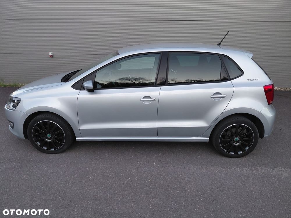 Volkswagen Polo 1.2 Blue Motion Technology Black/Silver Edition - 2