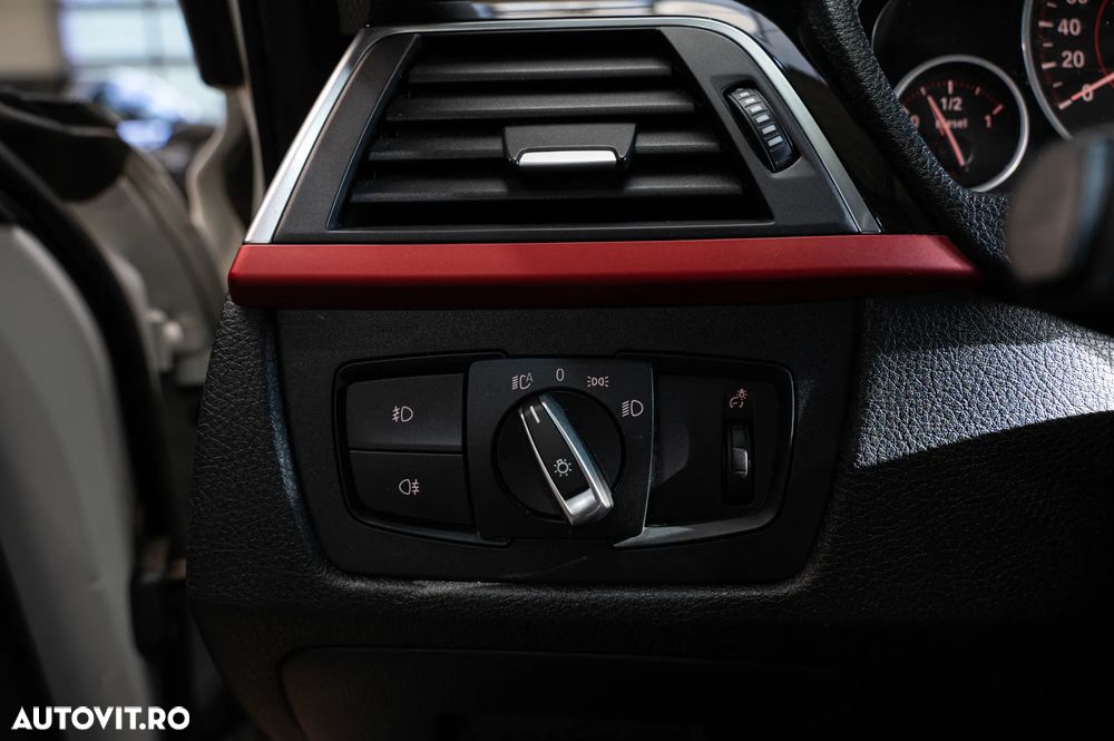 BMW Seria 3 318d Aut. - 24