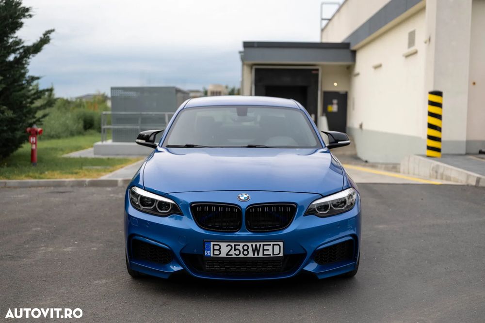BMW M2 M235i xDrive AT - 10