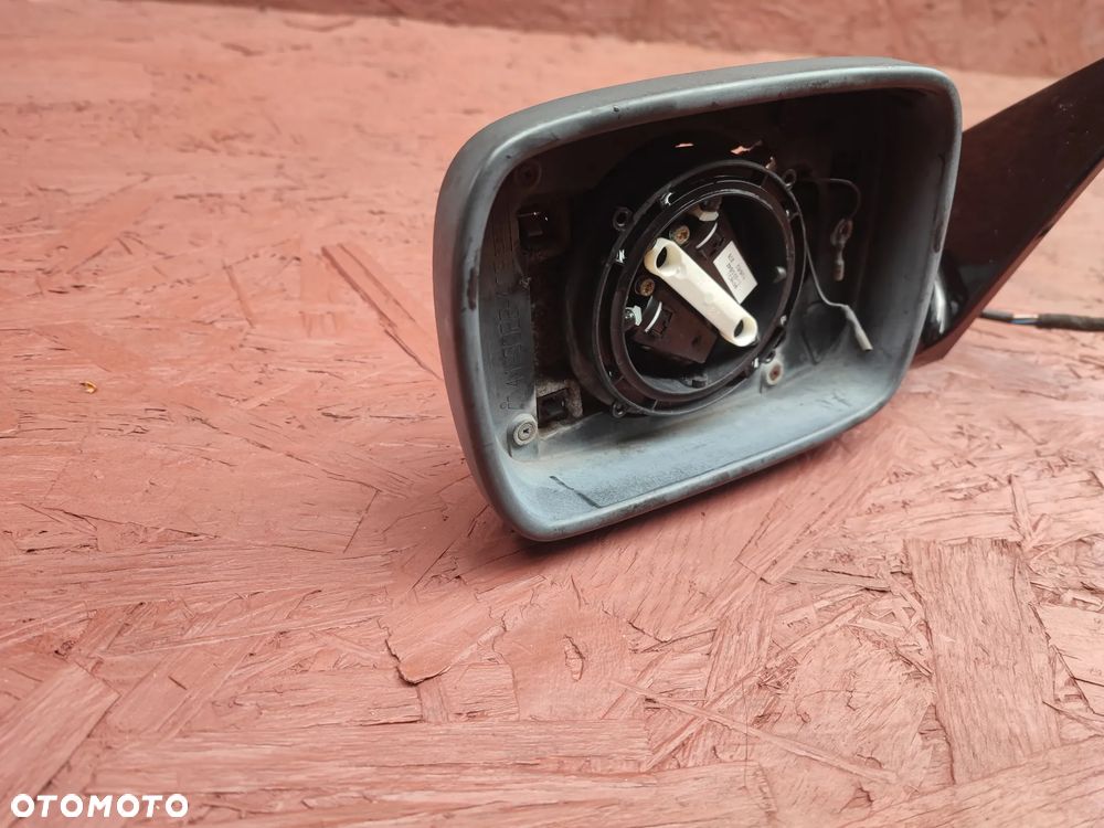 BMW E46 COUPE / CABRIO ORYGINALNE LEWE LUSTERKO ZEWNĘTRZNE WERSJA UK 5PIN + 4 PIN NA KOSTKĘ O NR. 41 3 322 413 OEM - 7