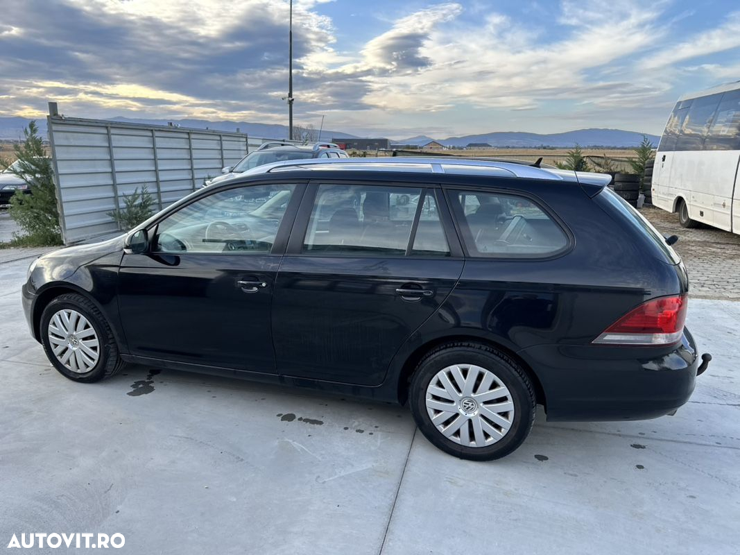 Volkswagen Golf 1.6 TDI BlueMotion Technology Comfortline - 8