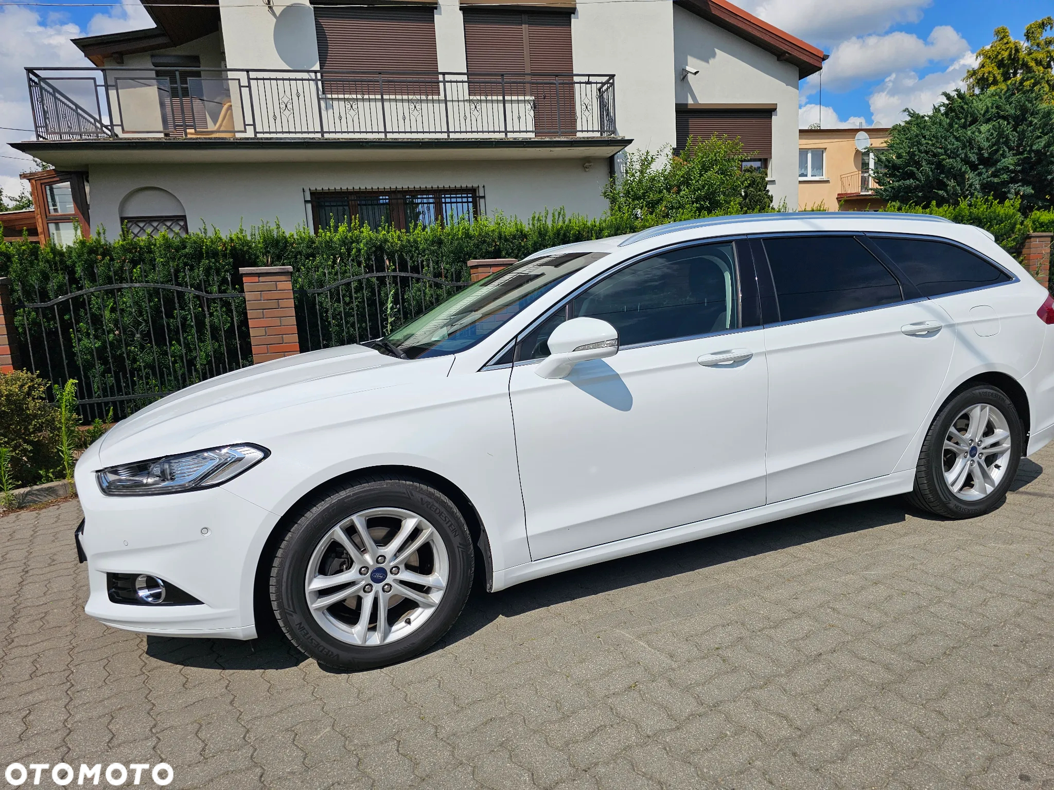 Ford Mondeo Turnier 2.0 TDCi Start-Stopp Titanium - 12