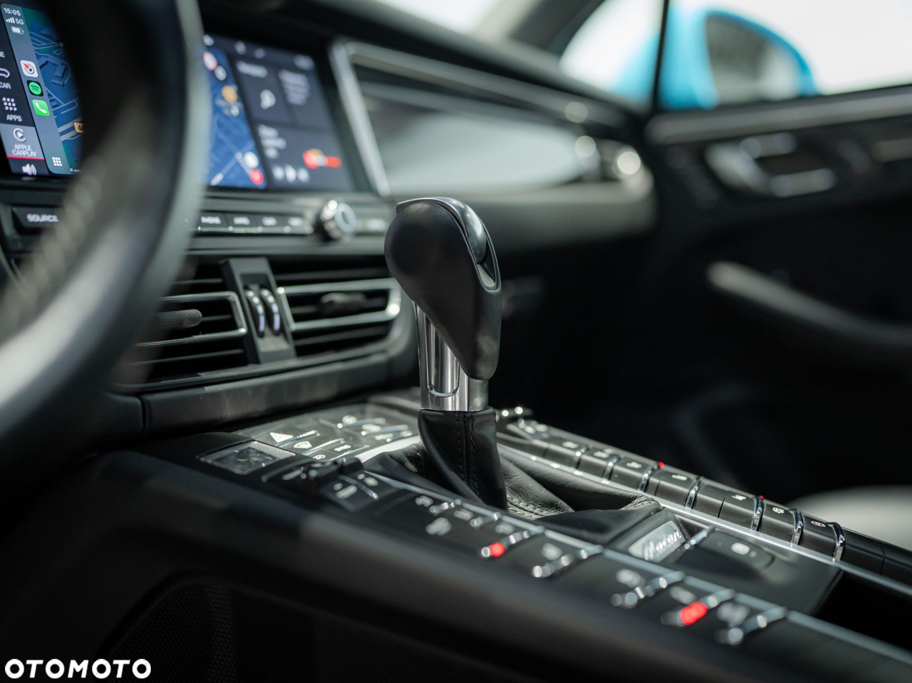Porsche Macan Turbo - 30
