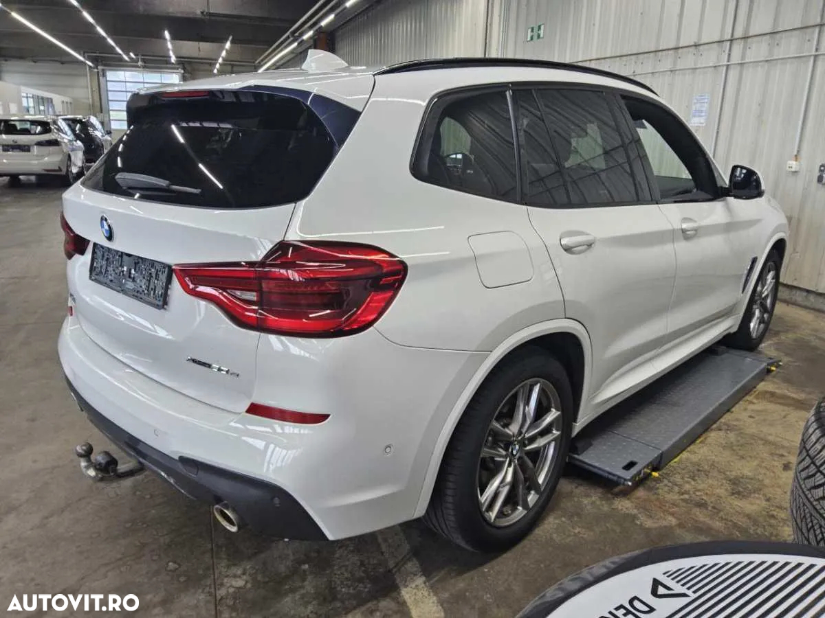 BMW X3 xDrive30e AT PHEV - 3