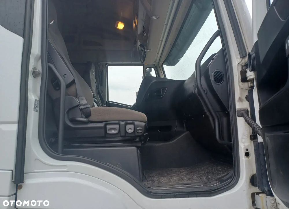 Iveco STRALIS - 15