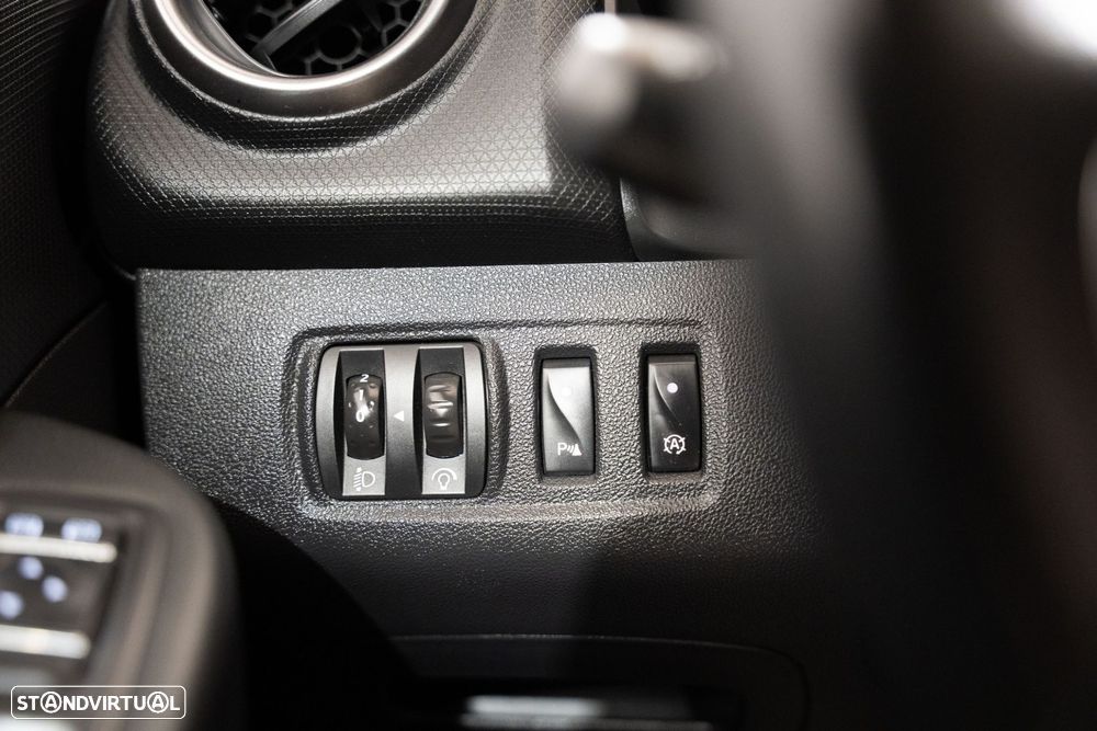 Renault Clio 0.9 TCe Limited - 13