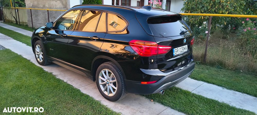 BMW X1 xDrive18d - 4