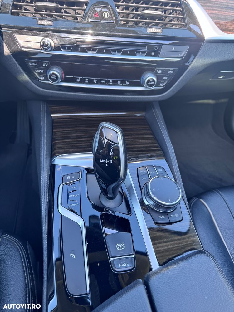 BMW Seria 5 520d xDrive Aut. Luxury Line - 8