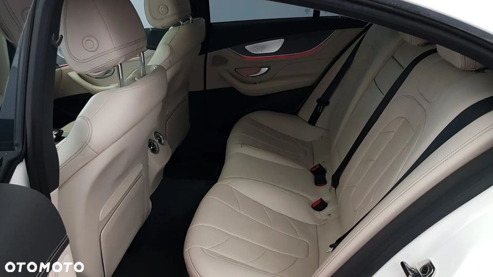 Mercedes-Benz CLS - 22