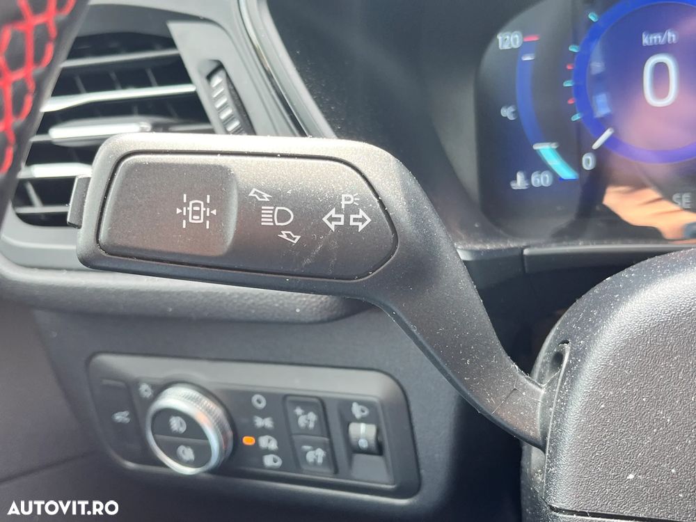 Ford Kuga 2.5 Duratec FHEV ST-LINE - 19