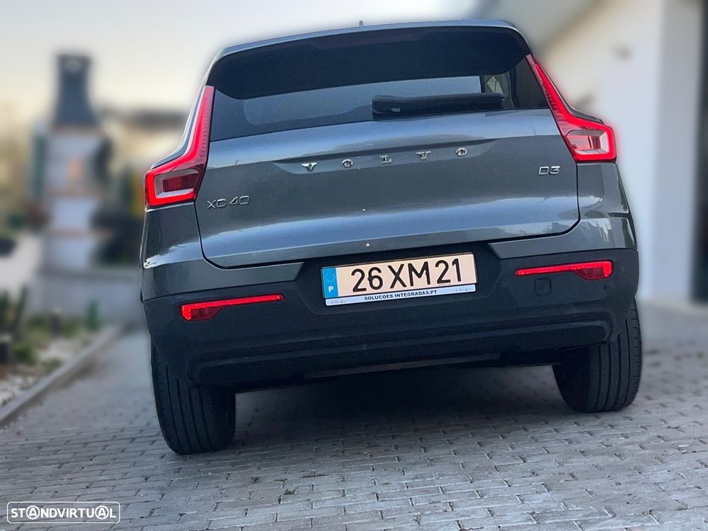 Volvo XC 40 2.0 D3 Momentum - 43