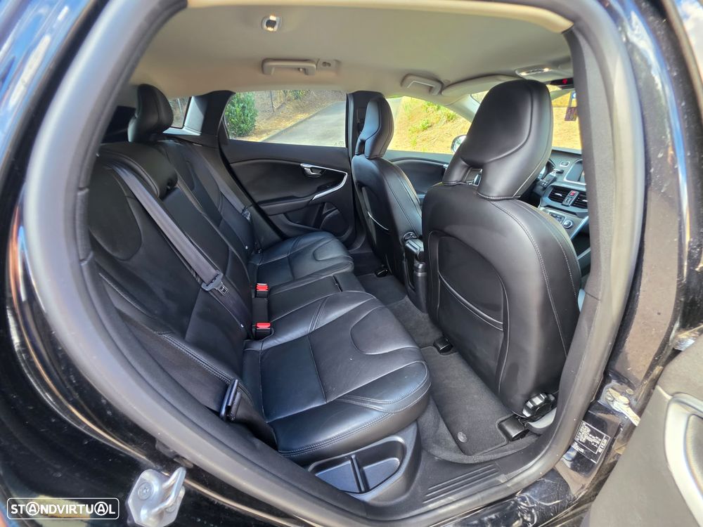 Volvo V40 D4 Summum - 16