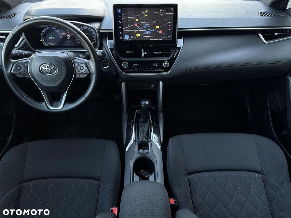 Toyota Corolla Cross - 16
