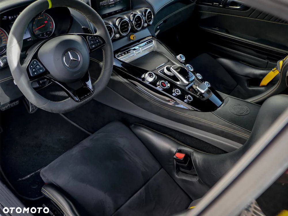 Mercedes-Benz AMG GT - 34