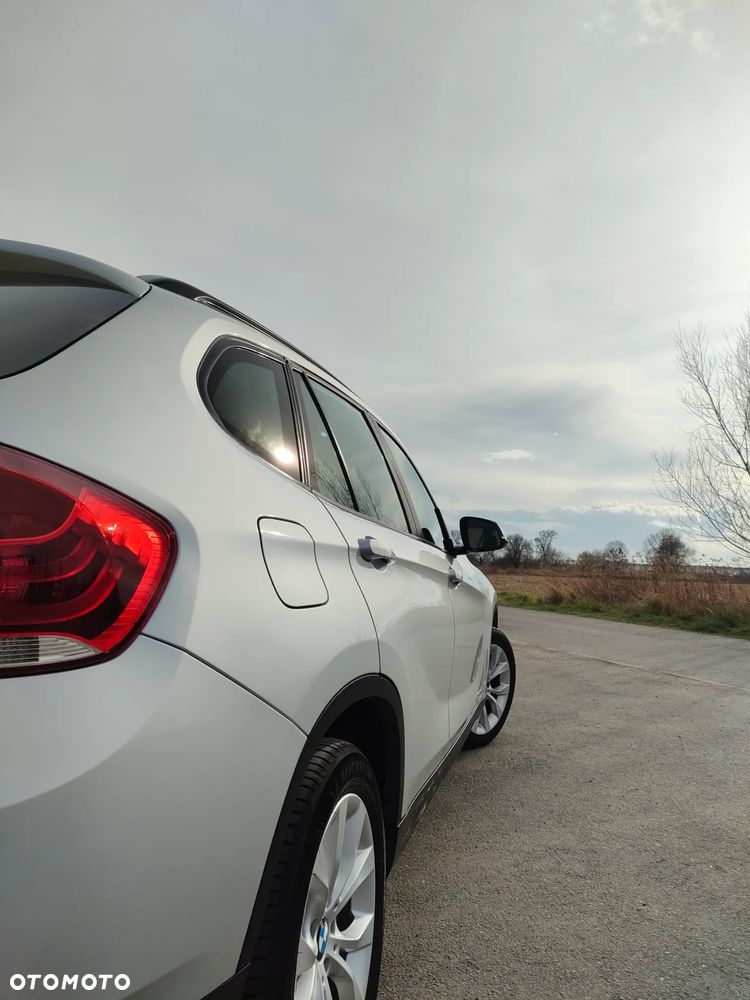 BMW X1 sDrive18i - 29