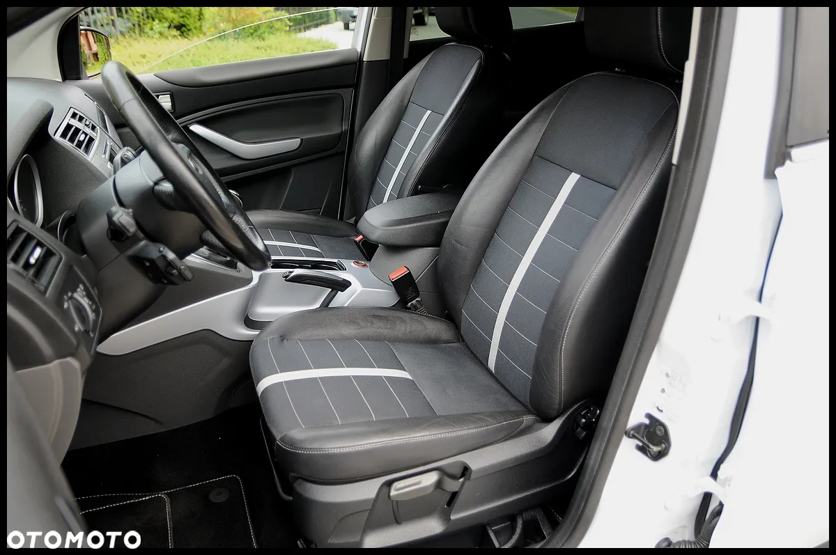 Ford Kuga 2.0 TDCi Titanium - 5