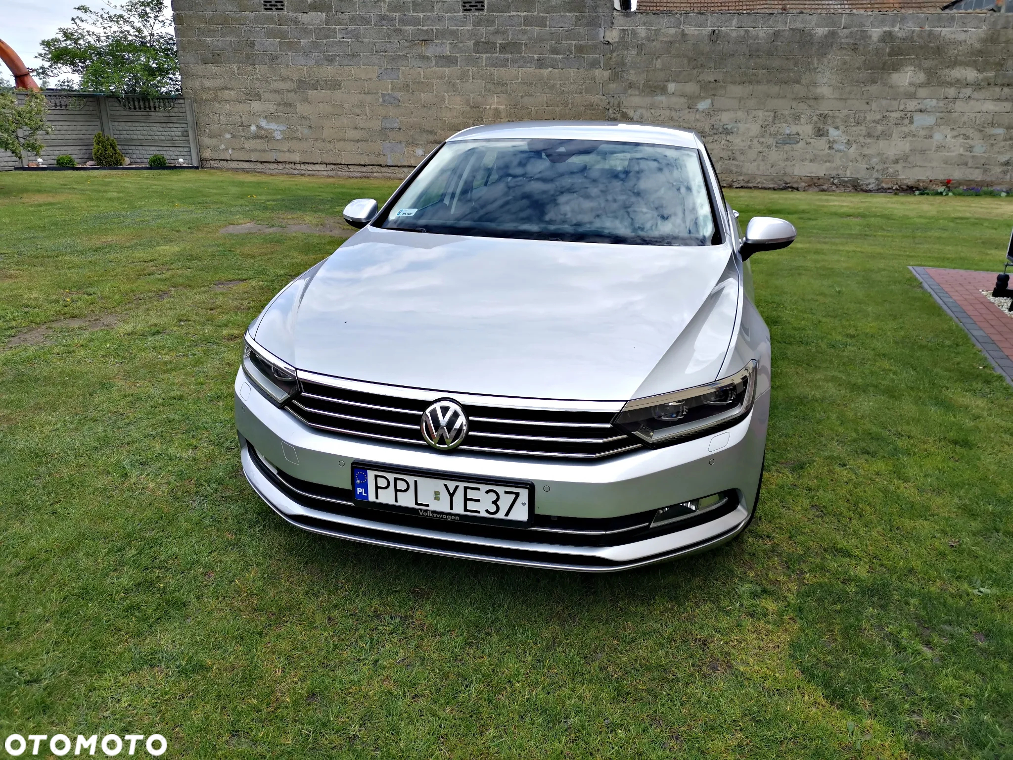 Volkswagen Passat 2.0 TDI BMT Comfortline DSG - 2