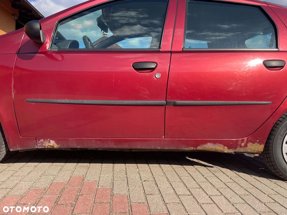 Fiat Punto 1.2 8V - 8