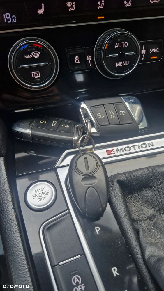 Volkswagen Passat - 23