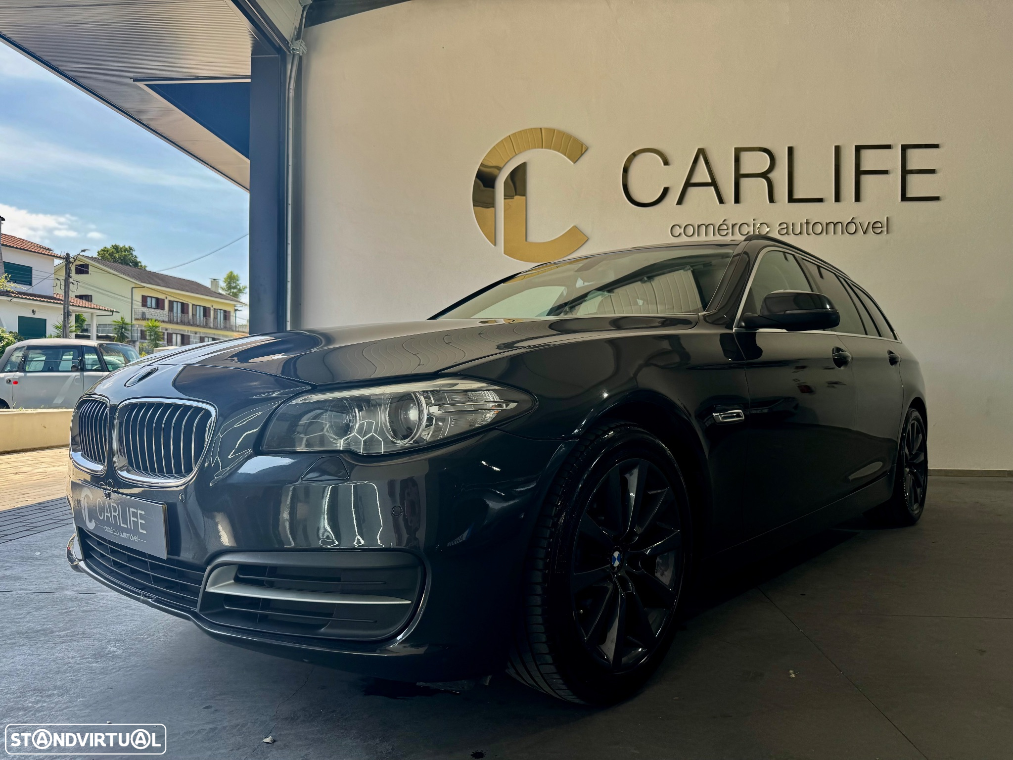 BMW 520 d Auto - 2
