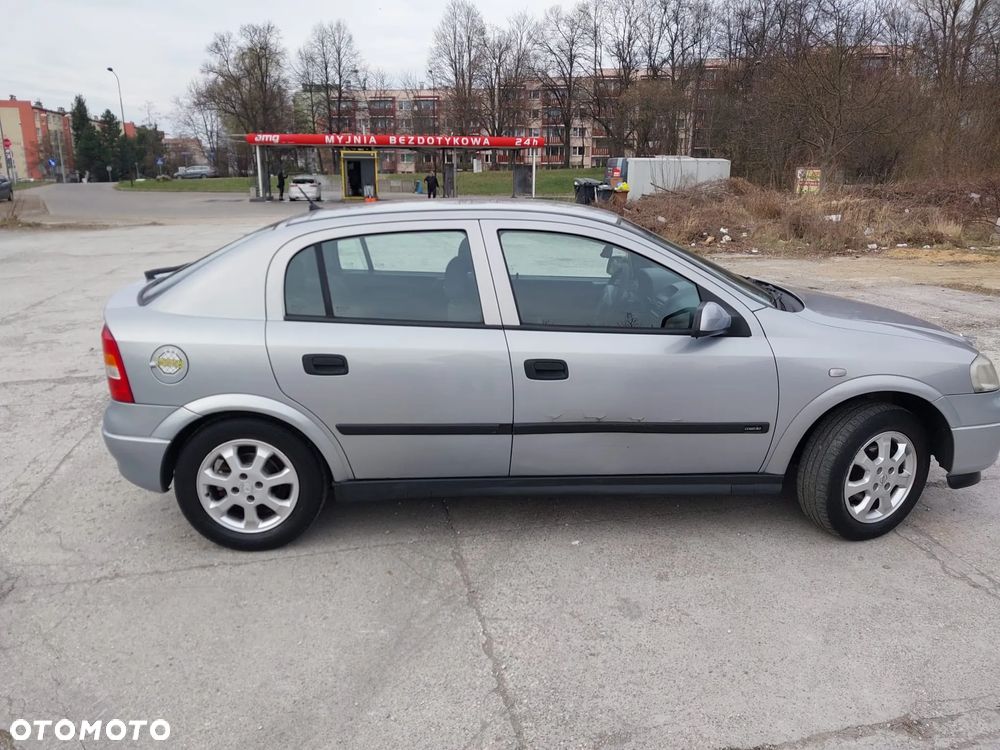 Opel Astra 1.6 GL / Start - 9