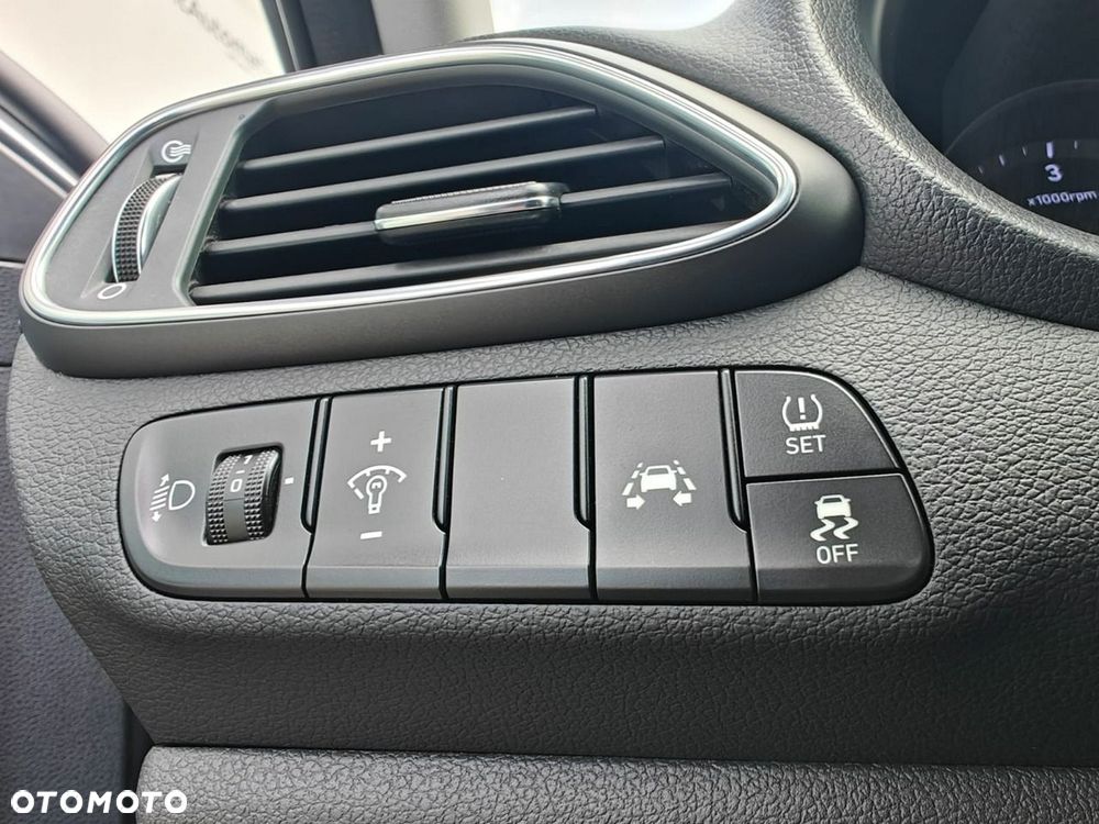 Hyundai i30 - 13