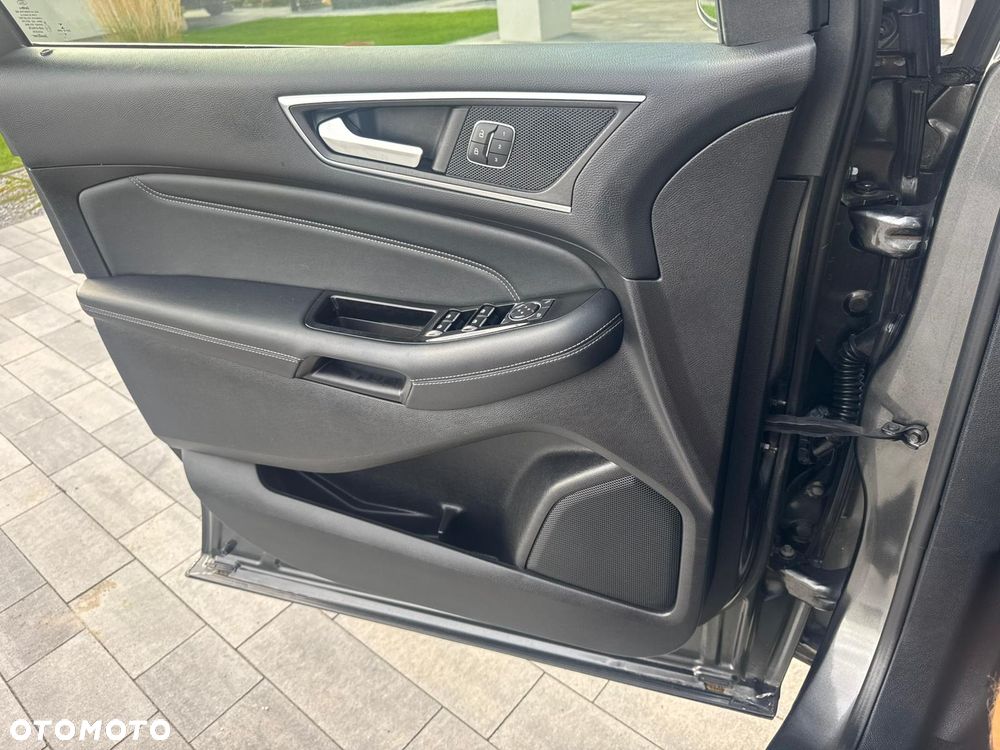 Ford Edge 2.0 TDCi Bi-Turbo 4x4 Titanium - 15