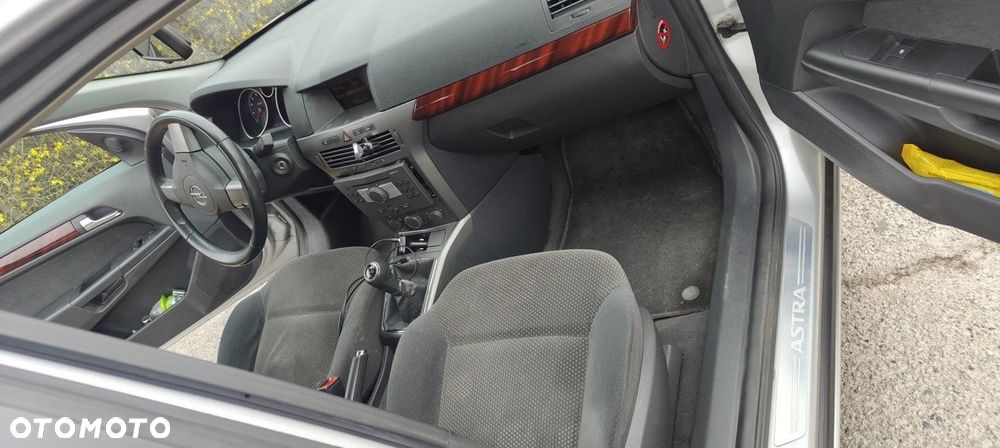 Opel Astra 1.6 - 12