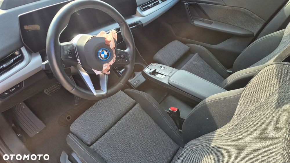 BMW iX1 eDrive20 - 19