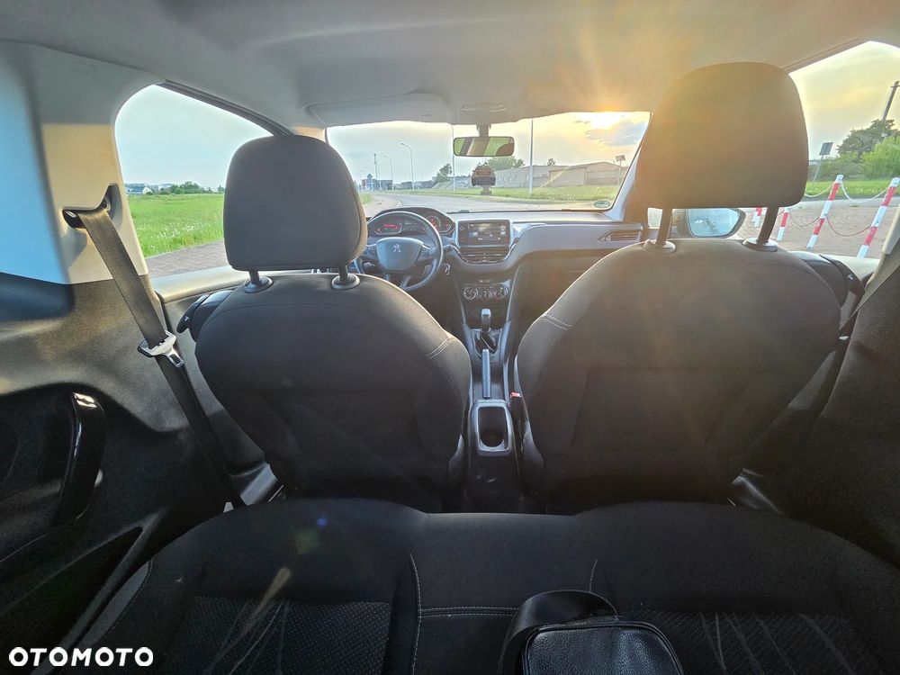 Peugeot 208 1.0 VTi/PureTech Access - 11