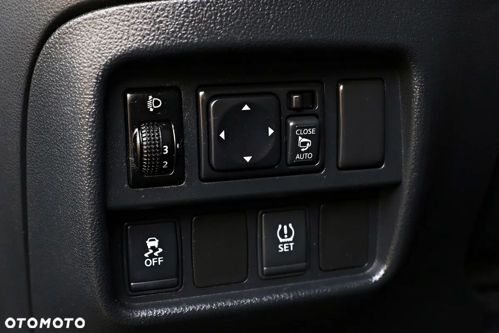 Nissan Juke 1.6 Xtronic Tekna - 33