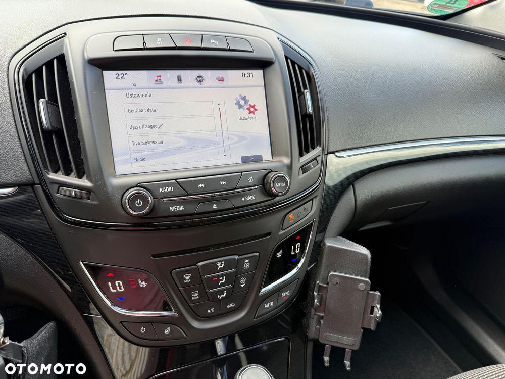 Opel Insignia - 22