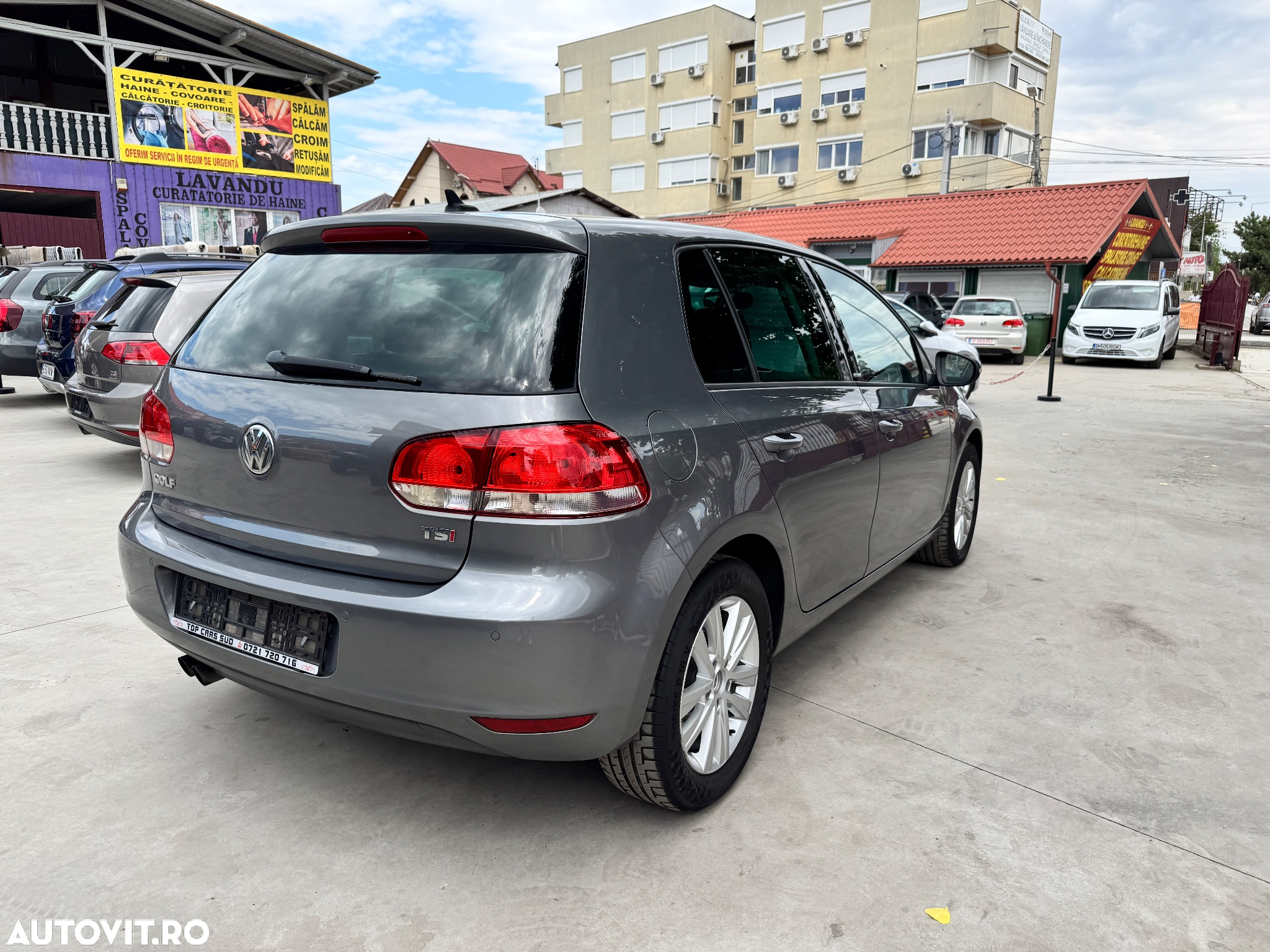 Volkswagen Golf - 5