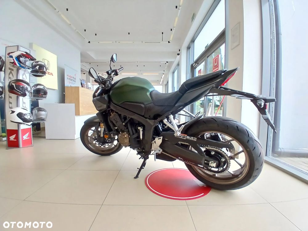 Honda CB - 2