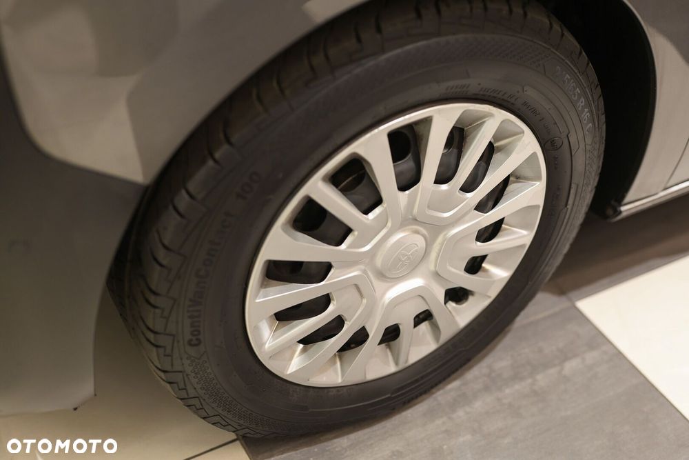 Toyota PROACE - 19