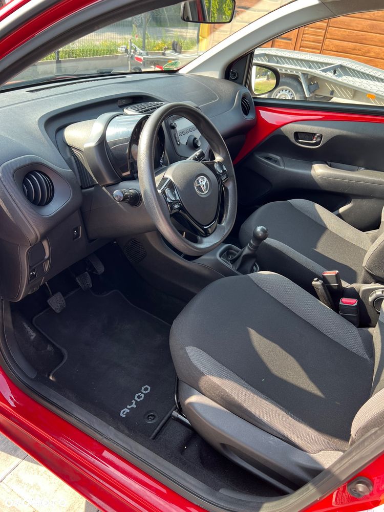 Toyota Aygo x - 15