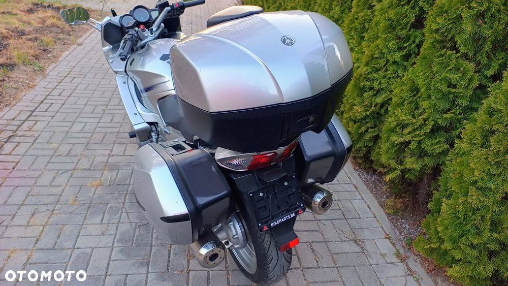 Yamaha FJR - 9
