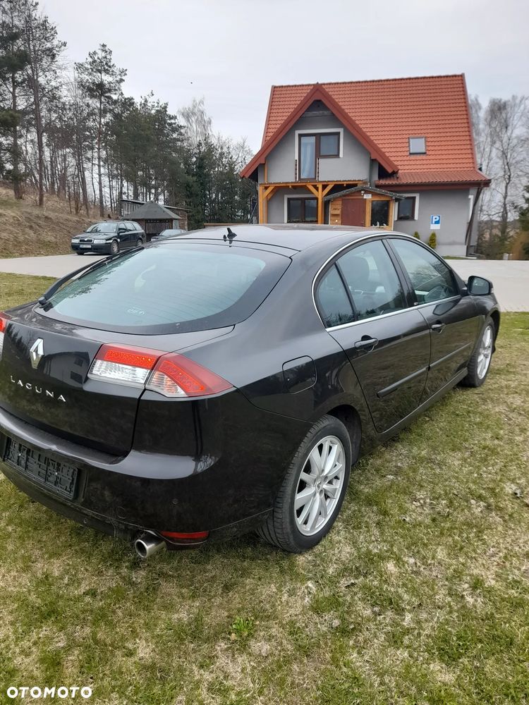 Renault Laguna dCi 150 FAP GT - 8