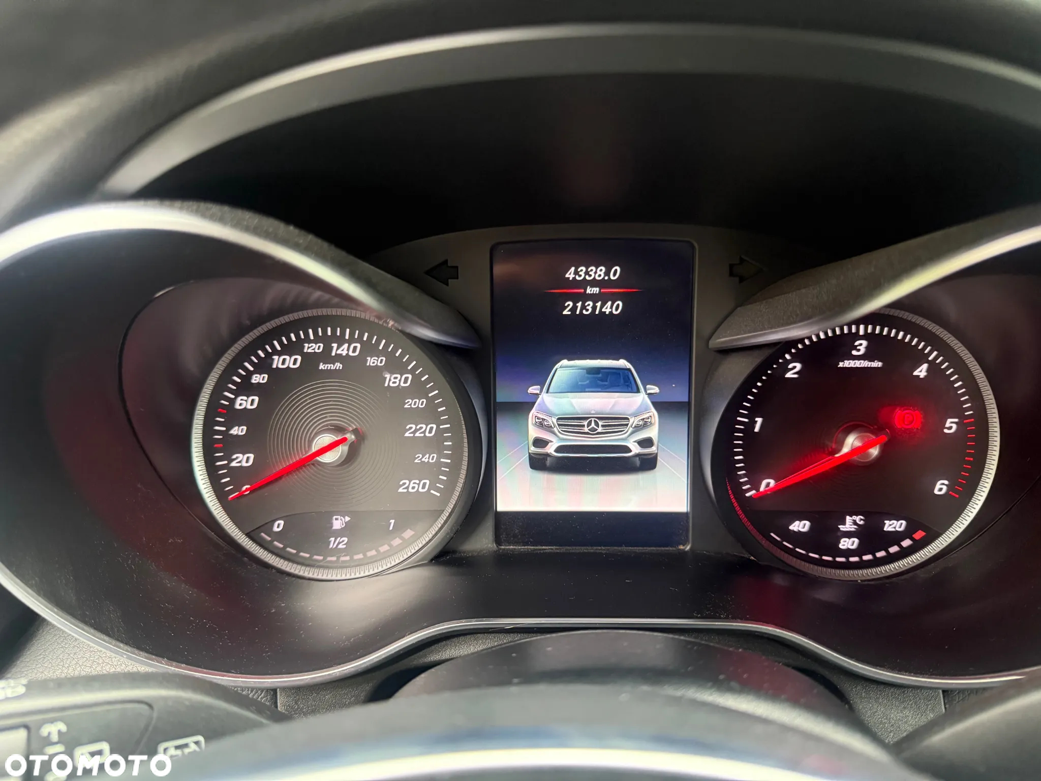 Mercedes-Benz GLC 220 d 4-Matic - 5