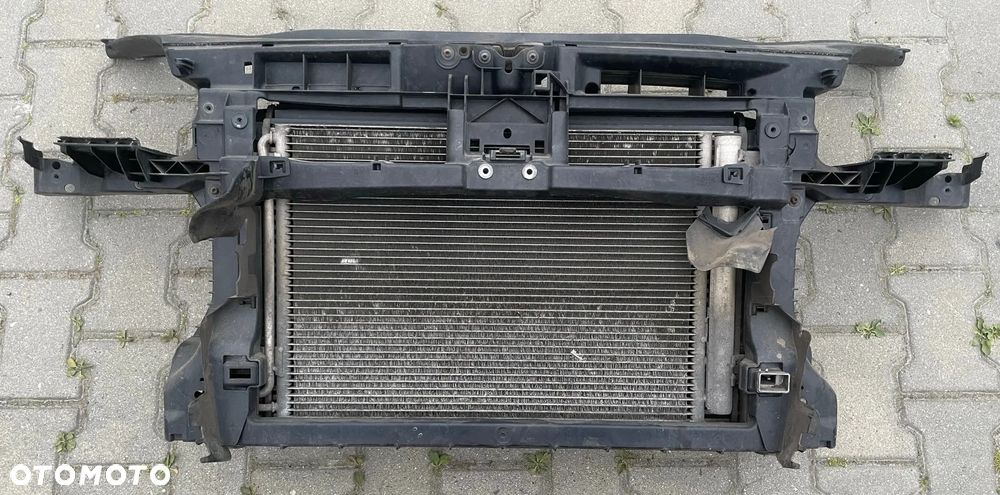 VW Golf 5M Plus pas przedni wzmocnienie czołowe chłodnice