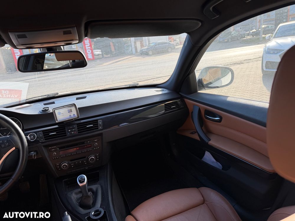 BMW Seria 3 318d - 8