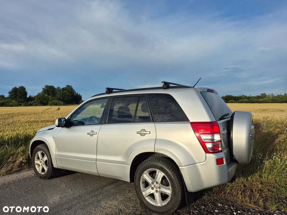 Suzuki Grand Vitara 2.0 - 2