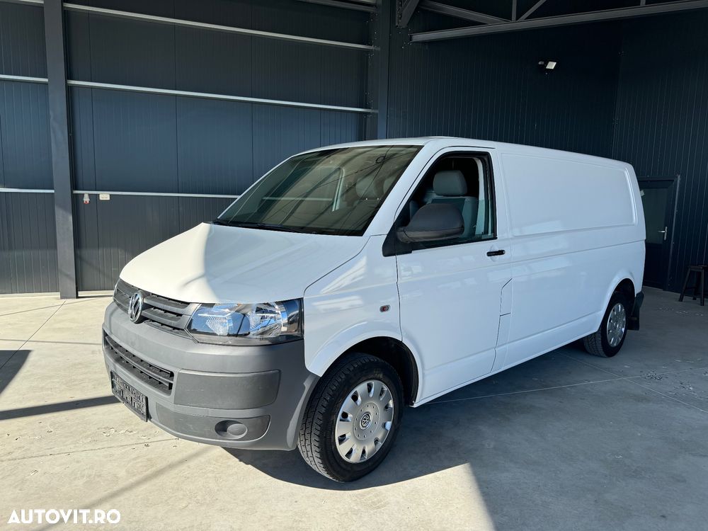 Volkswagen Transporter T5 - 1